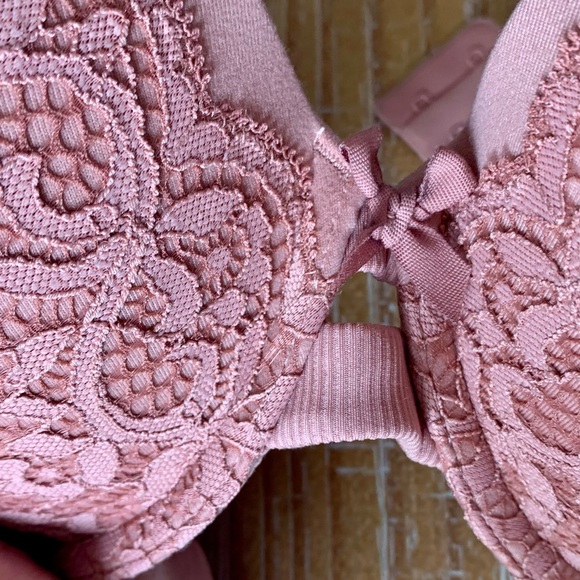 NWOT Victoria’s Secret Body by Victoria Perfect Shape Bra 32DDD - Picture 2 of 7